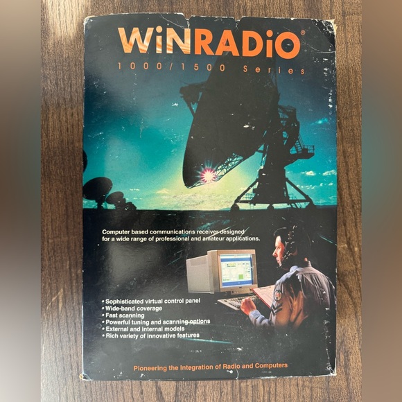WiNRADiO 1000/1500 series Computer based communication receiver (vintage) - Picture 1 of 11